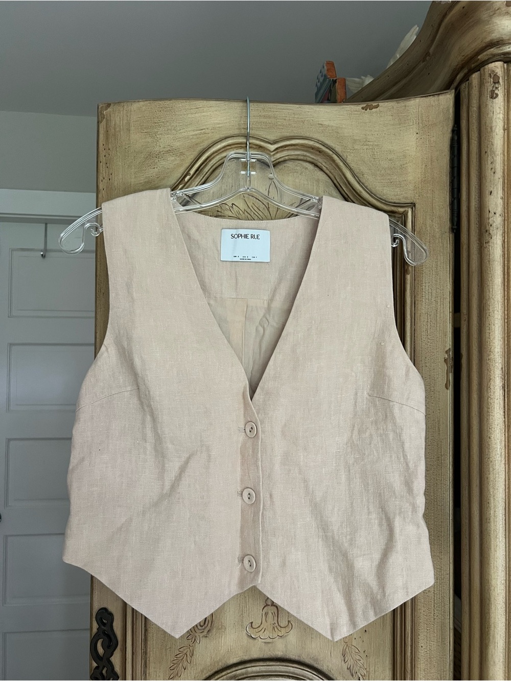 Sophie Rue Light Cream 100% Linen Button Vest